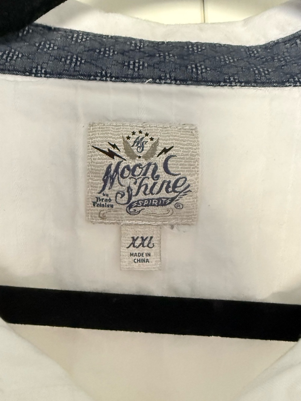 Men's White Long-Sleeve Dress Shirt with Shoulder Accent #0081 - Picture 2 of 6